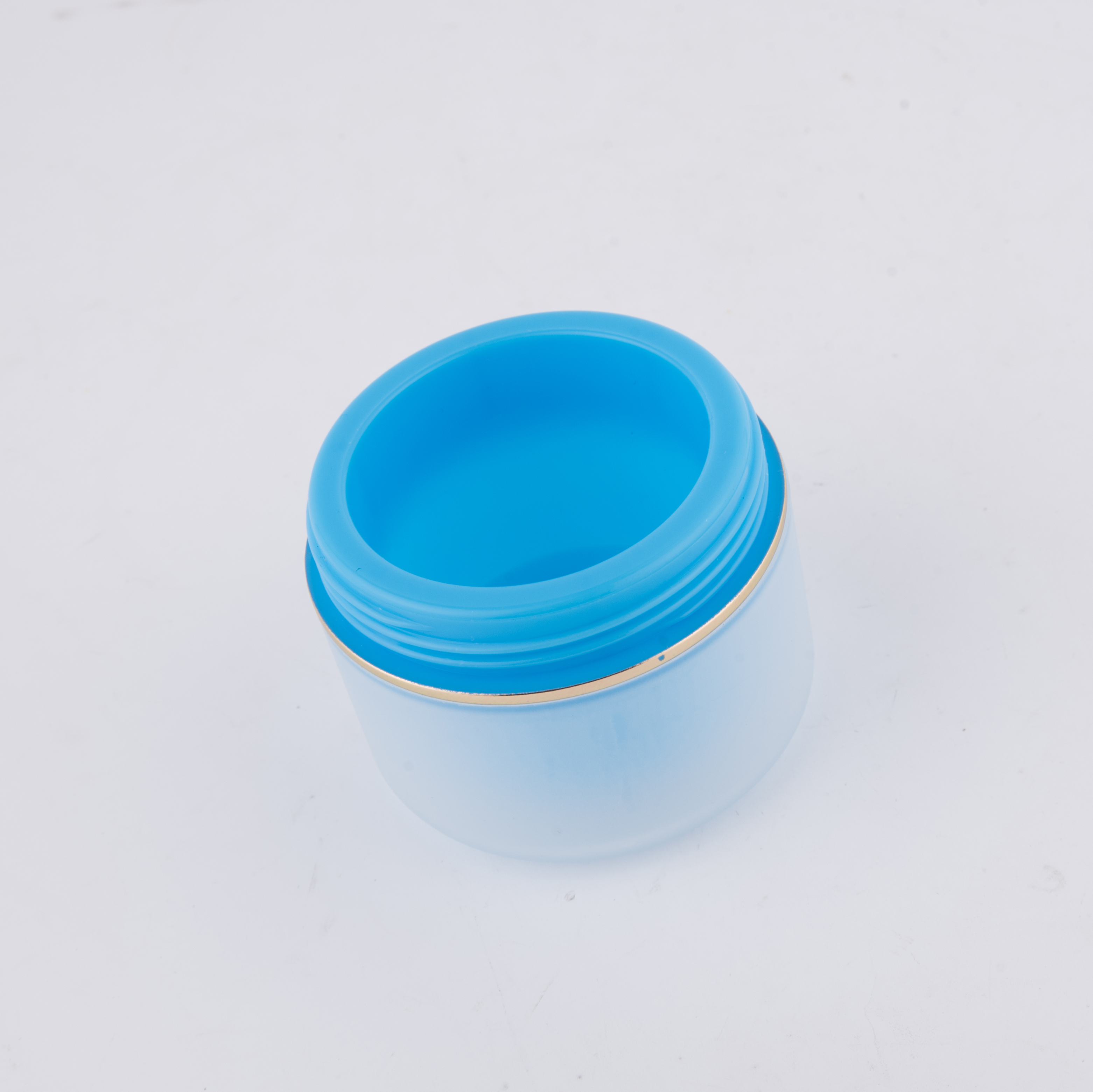 Elegant Empty Plastic Cosmetic Jar 